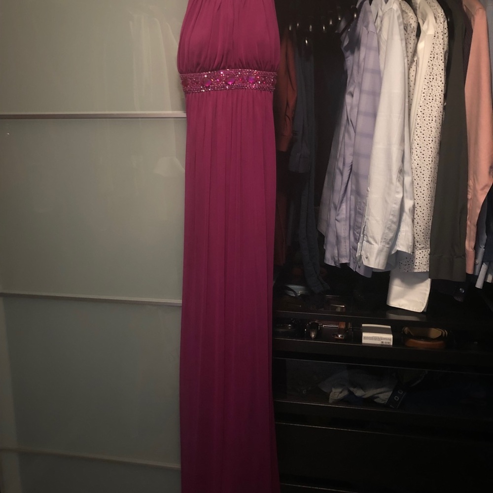 Dress - Picture 2 of 3